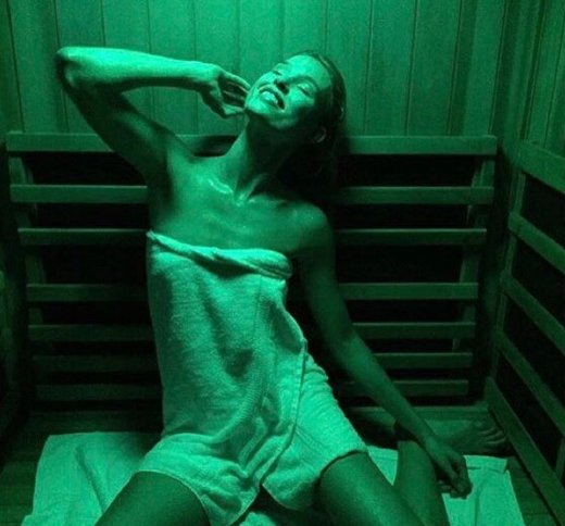 infrared sauna therapy
